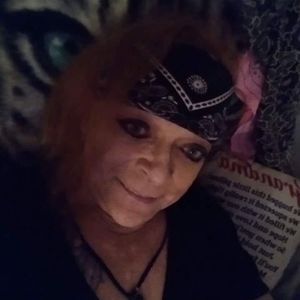 Meet your Posher, Pamelali'loco